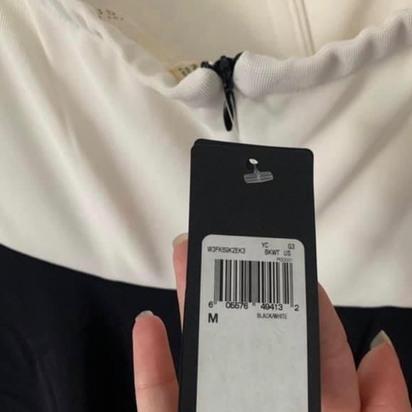 GUESS EVENING DRESS NEVER WORN - Picture 3 of 3